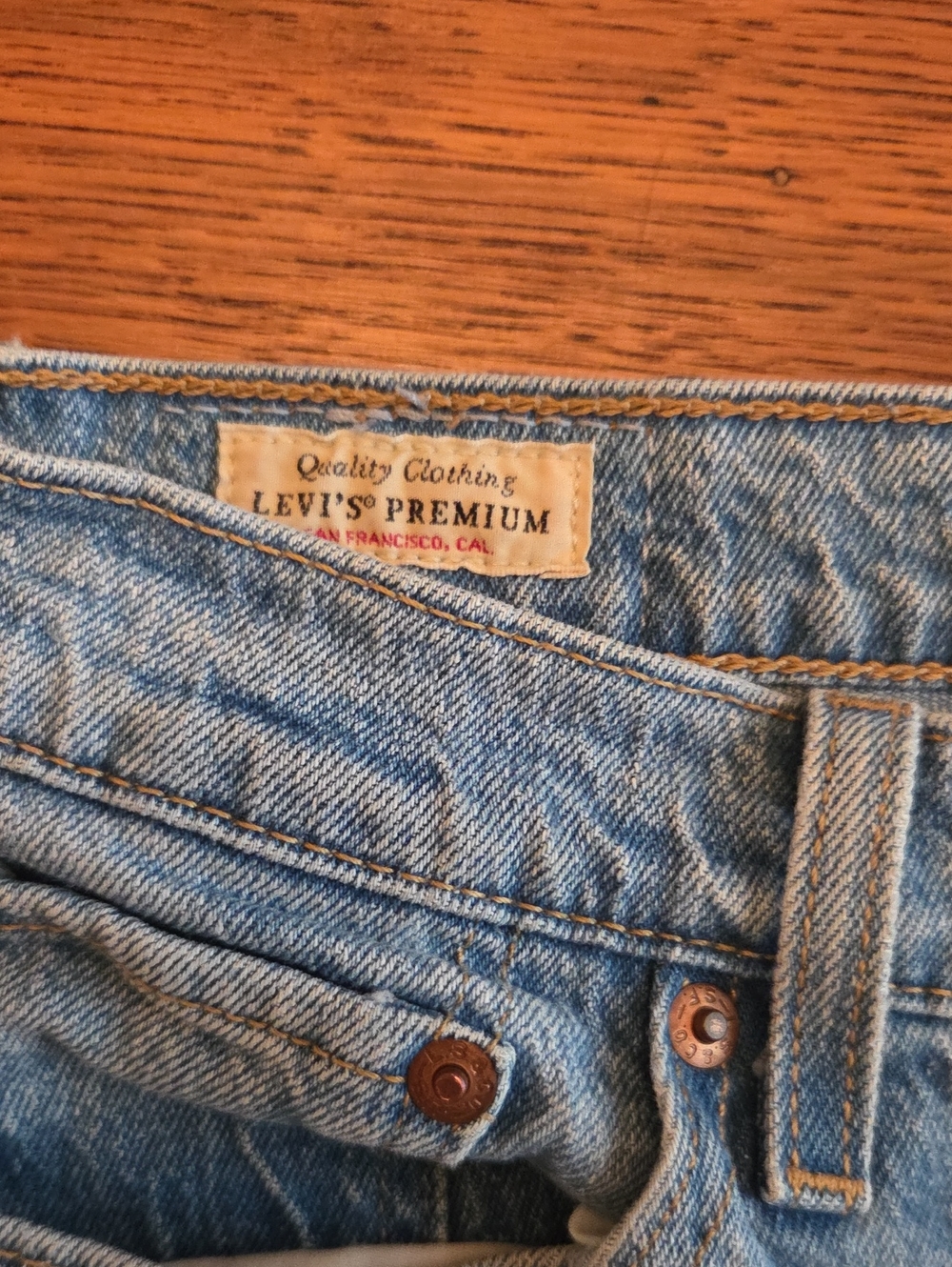 Levi's Womens Light Blue Straight Jeans